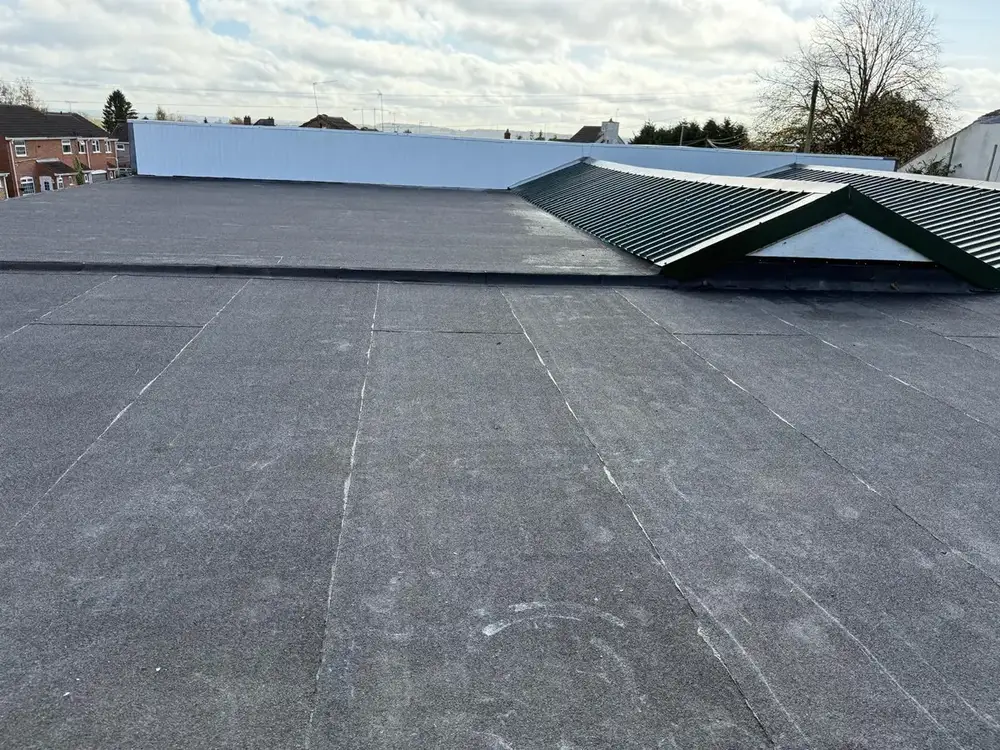 Cladding & Commercial - Photo 3